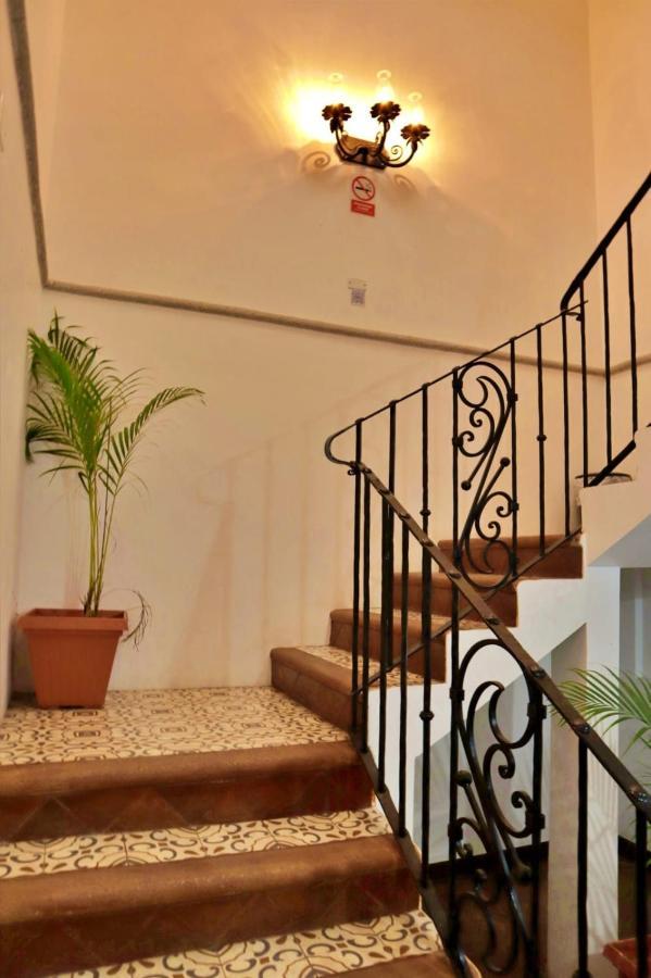Hotel Posada El Arcangel 안티구아 과테말라 외부 사진