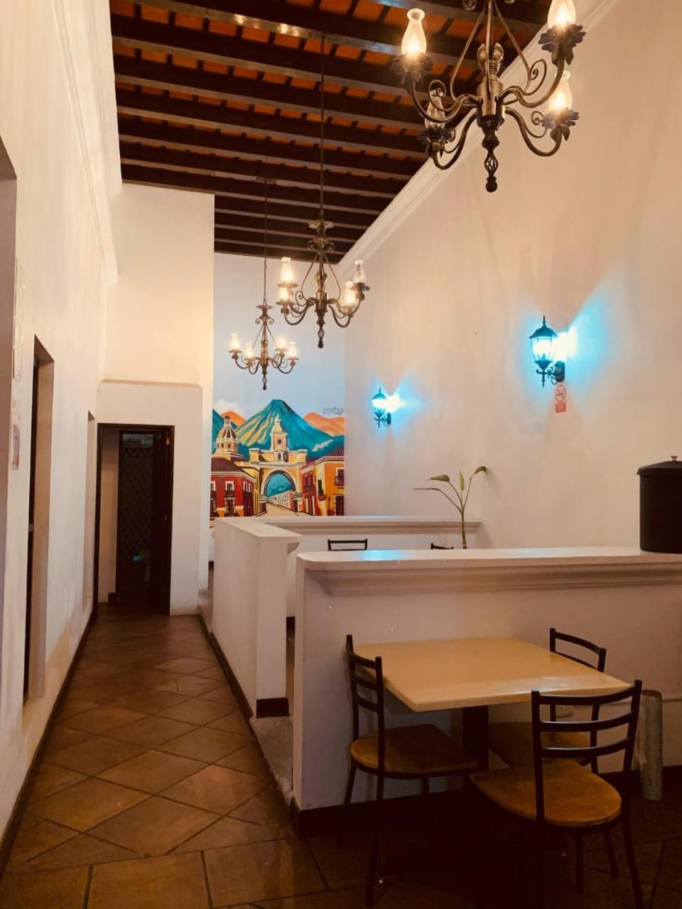 Hotel Posada El Arcangel 안티구아 과테말라 외부 사진